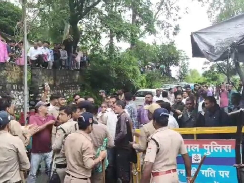 WhatsApp Image 2025-08-14 at 4.04.23 PM