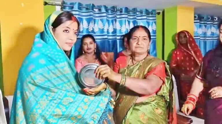 Pawan Singh wife Jyoti Singh will contest elections in Bihar (3)